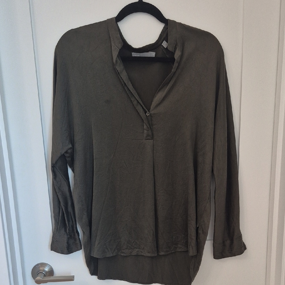 Vince Khaki 100%silk Blouse